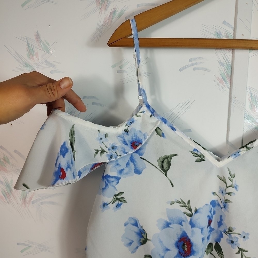 Shein Floral Cold Shoulder Top - Picture 4 of 10